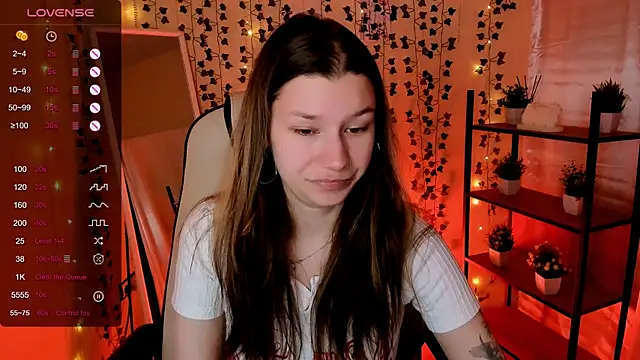 LinaBlossom  online show from 14, 5, 2026