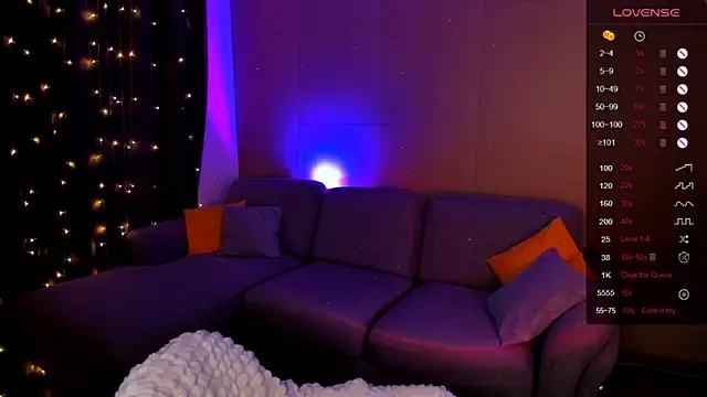 LinaBlossom  online show from 18, 2, 2026