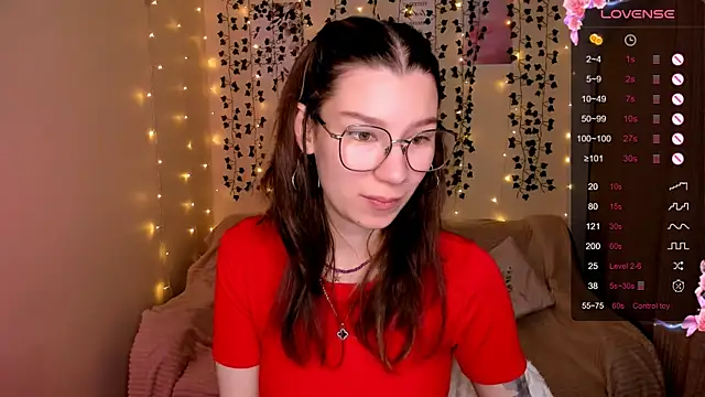 LinaBlossom  online show from 22, 10, 2025