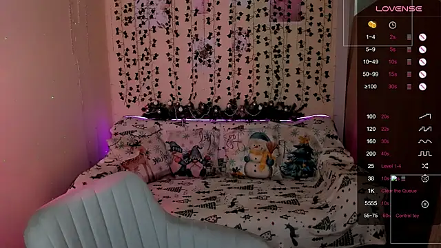 LinaBlossom  online show from 22, 12, 2025