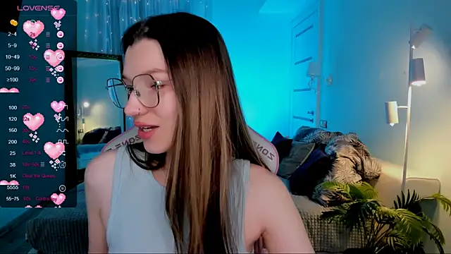 LinaBlossom  online show from 21, 5, 2026