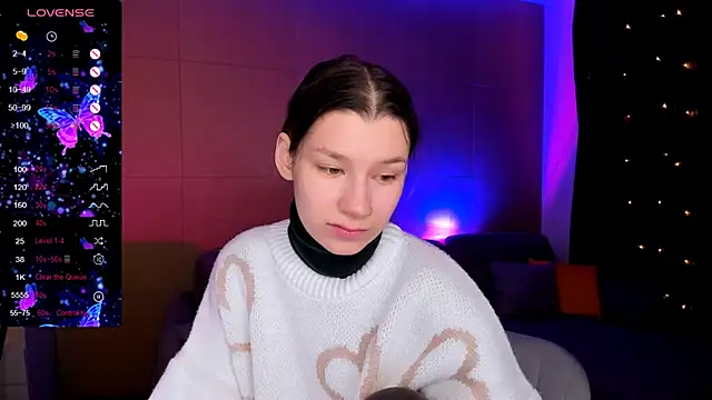 LinaBlossom  online show from 25, 2, 2026