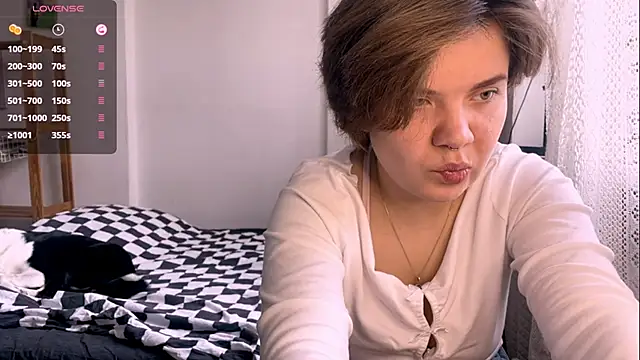 SabrinaFolts online show from 12, 10, 2025