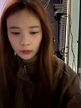 YY-27 online show from 5, 11, 2025