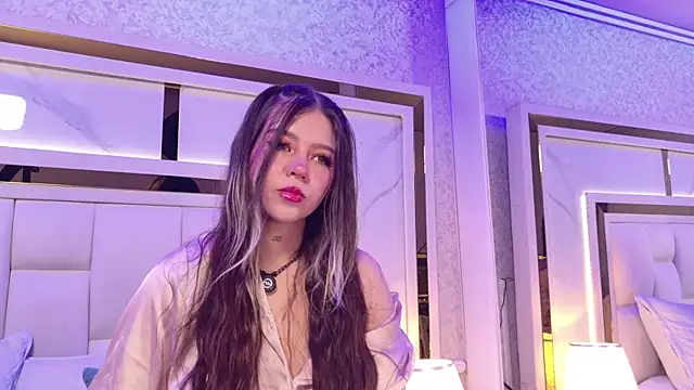 samanthaa sm online show from 11, 4, 2026