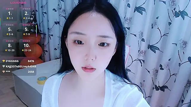 Niannian- online show from 23, 10, 2025