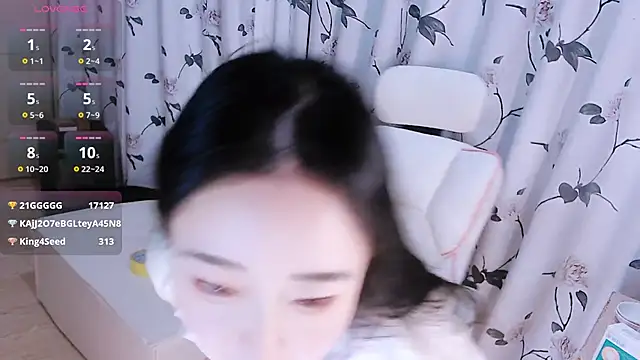 Niannian- online show from 26, 11, 2025