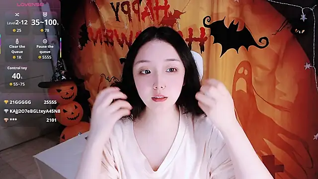 Niannian- online show from 31, 10, 2025