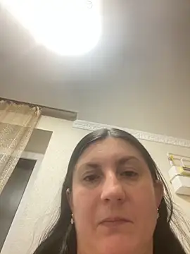 Snapshot of oksana1990 chatting on 23, 9, 2025 oksana1990 online show from 23, 9, 2025