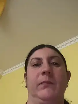 Snapshot of oksana1990 chatting on 11, 11, 2025 oksana1990 online show from 11, 11, 2025