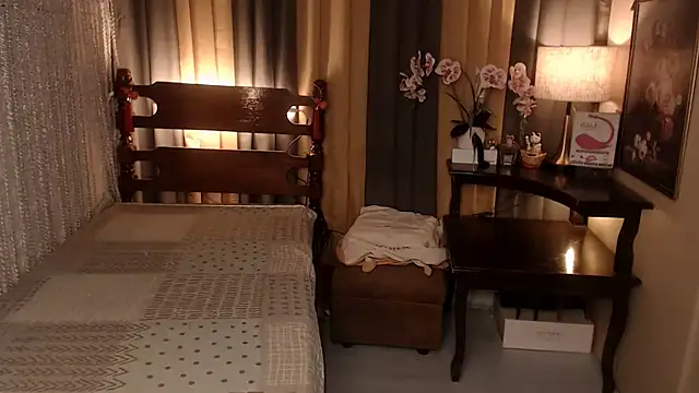 Jastine hunk online show from 6, 10, 2025