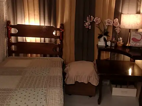 Jastine hunk online show from 7, 10, 2025