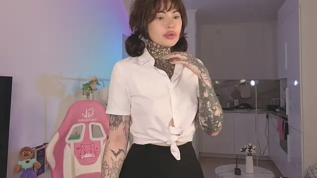 Eva Sonic online show from 15, 4, 2026