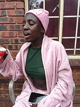 Snapshot of BlackPearl_19 chatting on 18, 6, 2026 BlackPearl 19 online show from 18, 6, 2026