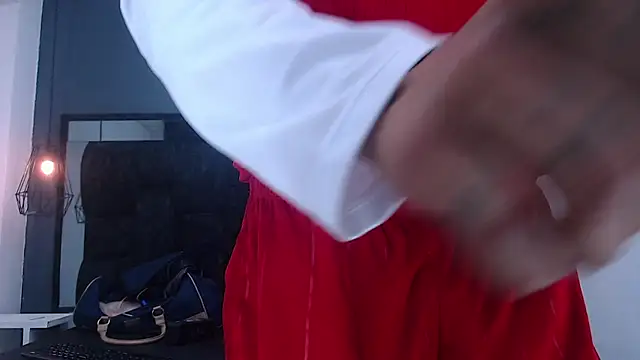 Daniel delux  online show from 10, 10, 2025