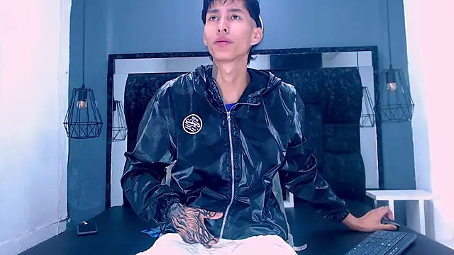 Daniel delux  online show from 16, 11, 2025