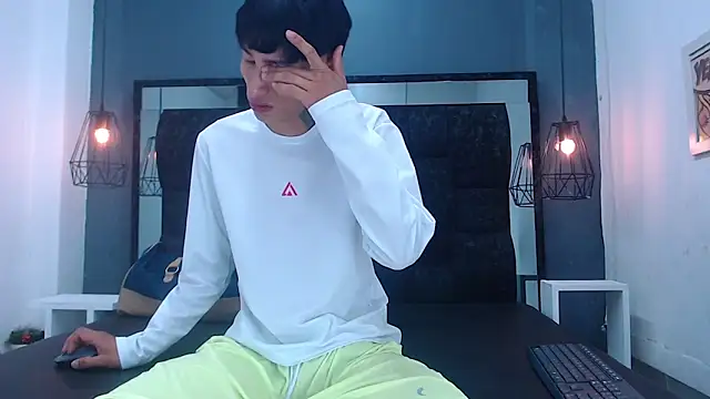 Daniel delux  online show from 24, 9, 2025