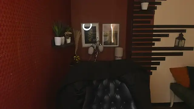 ChloeValentinee online show from 17, 11, 2025