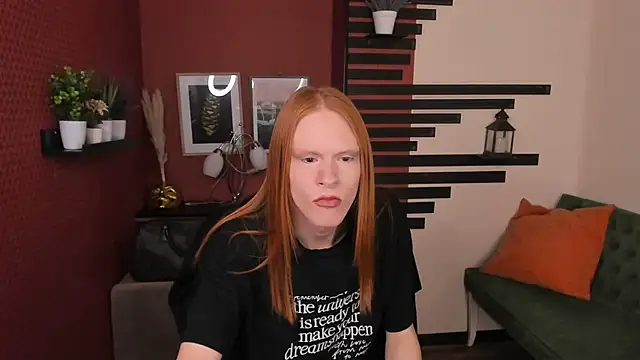 ChloeValentinee online show from 15, 10, 2025