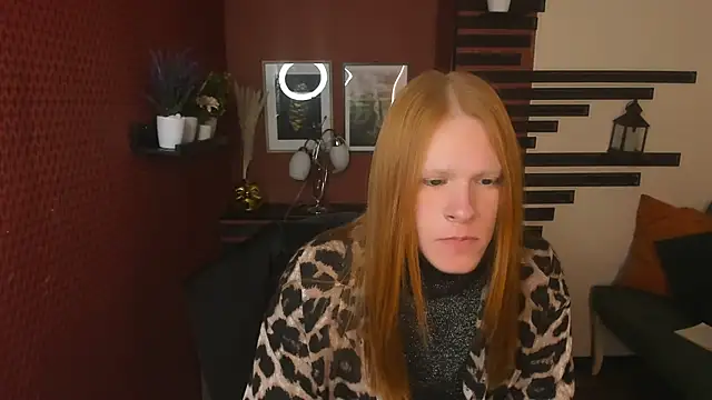 ChloeValentinee online show from 20, 11, 2025