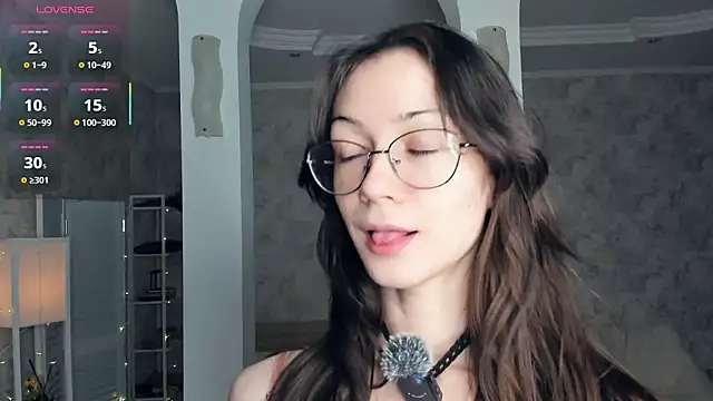 ReneeLippeatt online show from 6, 2, 2026