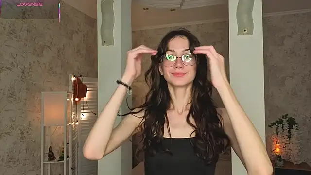 ReneeLippeatt online show from 11, 10, 2025