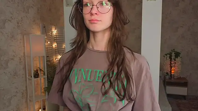 ReneeLippeatt online show from 24, 9, 2025