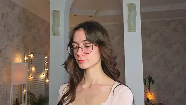 ReneeLippeatt online show from 3, 10, 2025