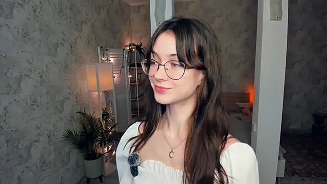 ReneeLippeatt online show from 26, 11, 2025