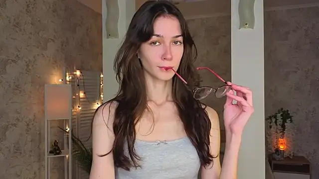 ReneeLippeatt online show from 2, 10, 2025