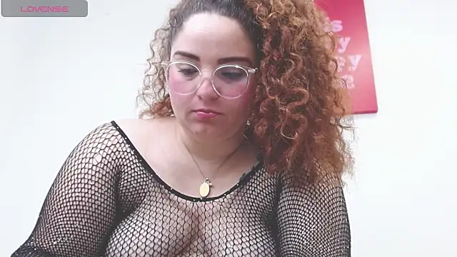 AmandaaWats online show from 9, 4, 2026