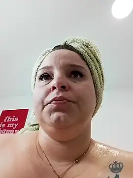 AmandaaWats online show from 29, 5, 2026