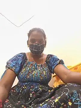 Snapshot of Tamil_Yalini12 chatting on 26, 5, 2026 Tamil Yalini12 online show from 26, 5, 2026