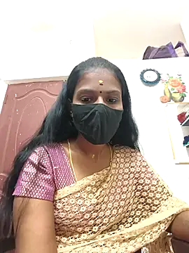 Snapshot of Tamil_Yalini12 chatting on 4, 5, 2026 Tamil Yalini12 online show from 4, 5, 2026