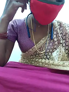 Snapshot of Tamil_Yalini12 chatting on 8, 2, 2026 Tamil Yalini12 online show from 8, 2, 2026