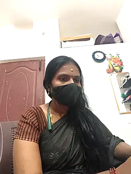 Snapshot of Tamil_Yalini12 chatting on 10, 5, 2026 Tamil Yalini12 online show from 10, 5, 2026