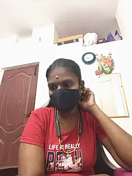 Snapshot of Tamil_Yalini12 chatting on 18, 5, 2026 Tamil Yalini12 online show from 18, 5, 2026