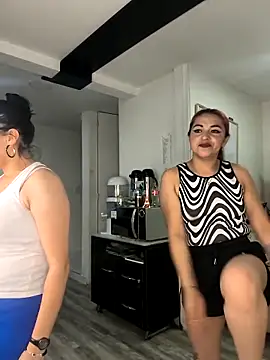 Alisson Stonee online show from 6, 4, 2026