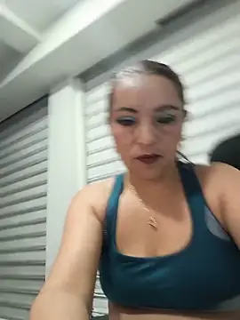 Alisson Stonee online show from 13, 5, 2026