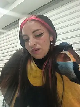 Alisson Stonee online show from 11, 7, 2026