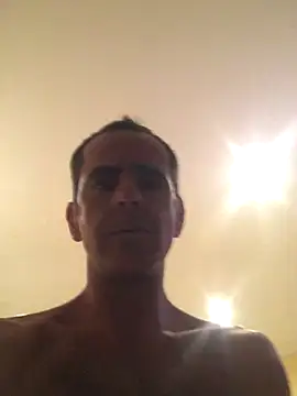 Snapshot of tiago1981pt chatting on 24, 10, 2025 tiago1981pt online show from 24, 10, 2025