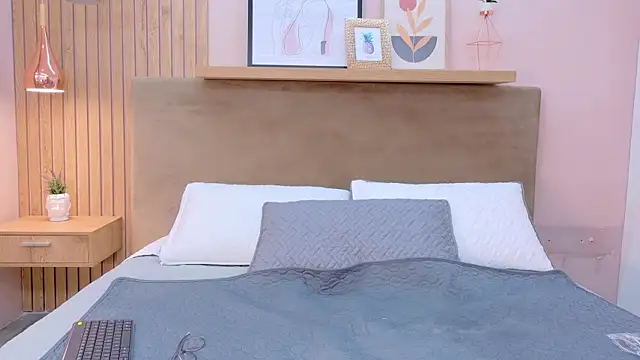 cielo rivera online show from 14, 4, 2026