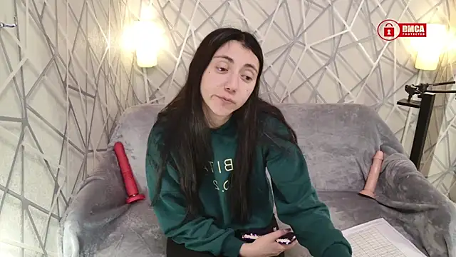 Charming LIA online show from 22, 12, 2025