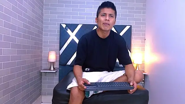 marcus hans  online show from 17, 11, 2025