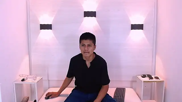 marcus hans  online show from 18, 10, 2025