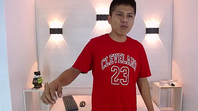 marcus hans  online show from 17, 10, 2025