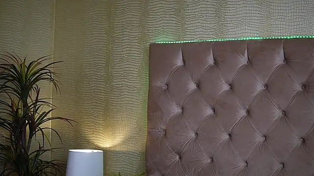 TiffanyTaboo online show from 14, 10, 2025