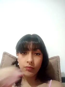 xoxo milk online show from 27, 9, 2025