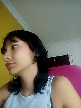 xoxo milk online show from 6, 10, 2025