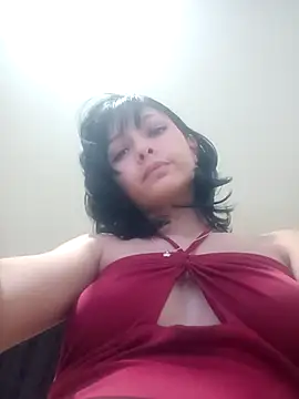 xoxo milk online show from 21, 10, 2025